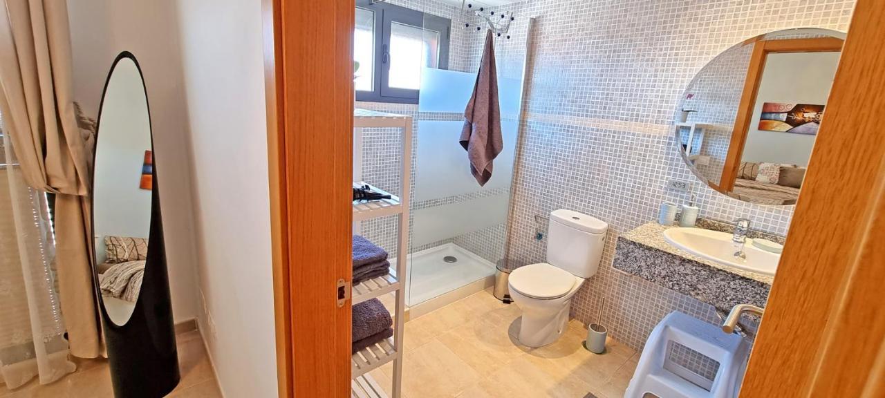Ferienhaus Casa Caleta - Caleta Fuste - Meerblick - Pool - Glasfaserinternet Калета де Фусте Екстериор снимка